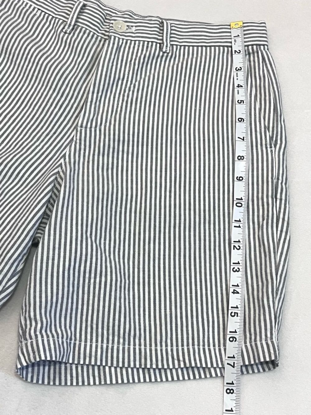 GAP Women’s Men’s Unisex Gray & White Striped 8” Cotton Shorts Size 30 w Pockets - Picture 5 of 16